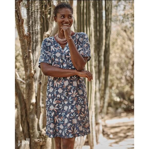 J jill Dresses & Skirts - J Jill Pure Jill Floral Shift Dress XL Petite Viscose Lightweight V Neck Sleeves